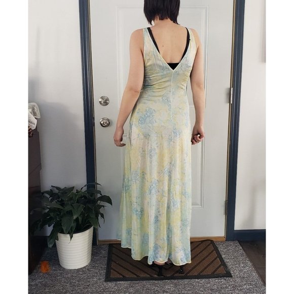 70s Green, Yellow, and Blue Floral Robe and Nightgown Set - Picture 2 of 6